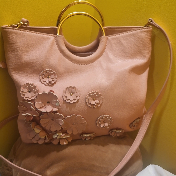 LC Lauren Conrad Handbags - Euc Lauren Conrad Floral Bag Rare